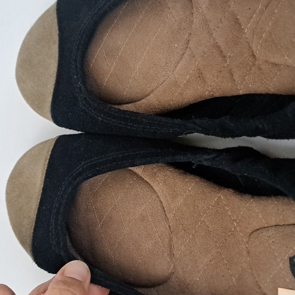 Acorn suede slip on ballet flats contrast toe cap elastic stretch heel sz8 - Picture 9 of 12
